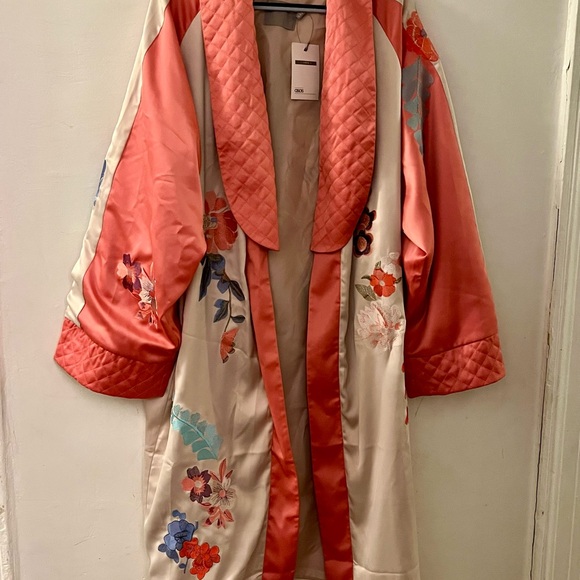 ASOS Embroidered Kimono - Picture 2 of 4